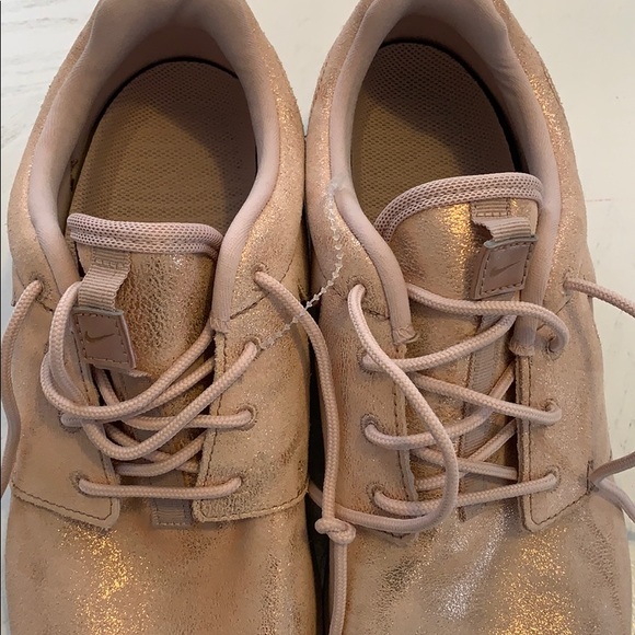 ❌SOLD❌NIKE Roshe One Trainers - Picture 5 of 7